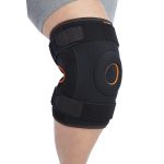 RODILLERA ENVOLVENTE CON ARTICULACIONES BIAXIALES Y REFUERZOS METÁLICOS